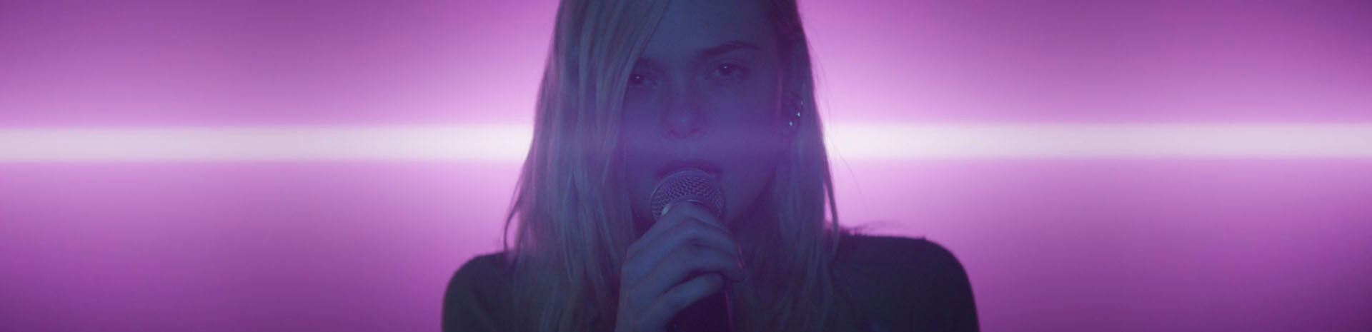 Detrás de las cámaras: Alcanzando tu sueño (Teen Spirit) de Max Minghella, con Elle Fanning.